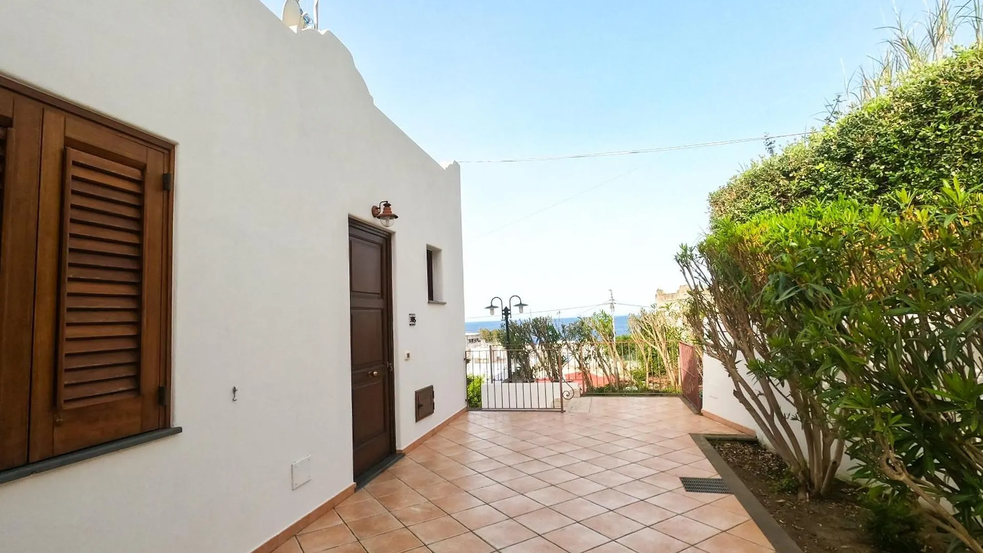 Affittacamere A F R O D I T E Città di Lipari